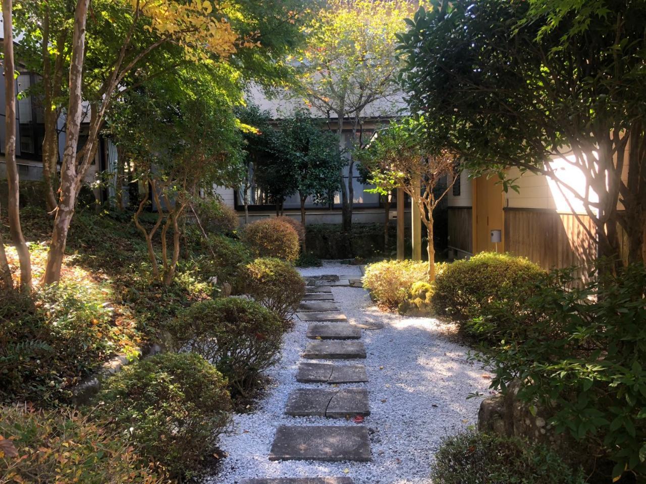 Yufuin Hoshinosato Bed & Breakfast Bagian luar foto